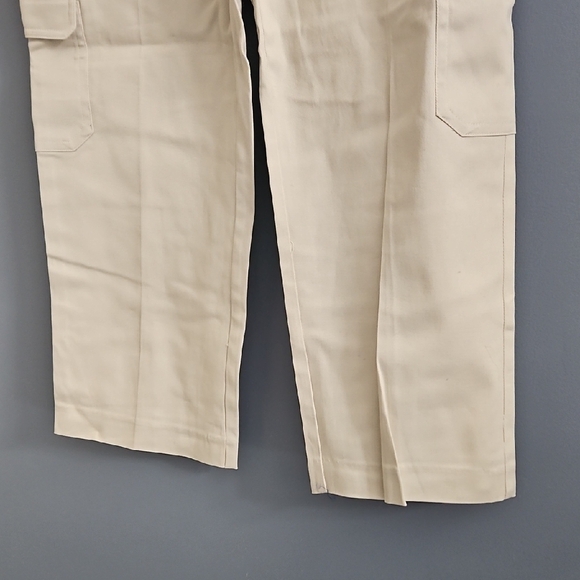 #130 NWOT Briggs New York Cream Cargo Pants Sz 8 Waist 16 - Picture 5 of 6